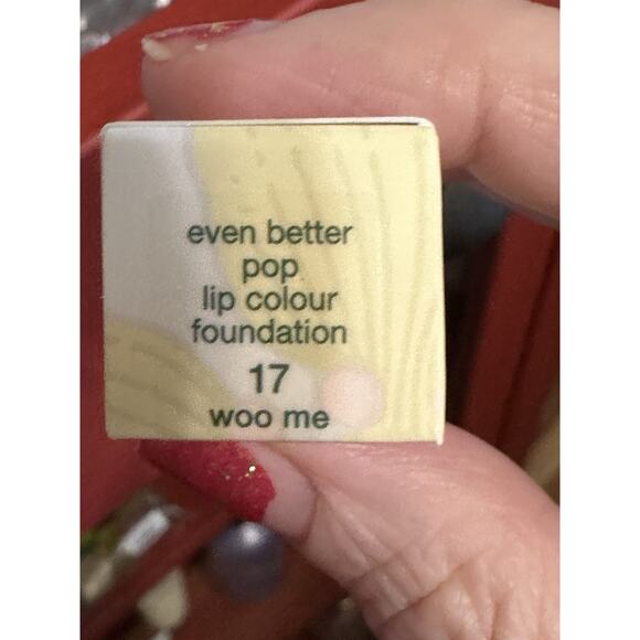 Clinique Even Better Pop Lip Colour Foundation 17 WOO ME - 0.13 oz / 3.9 g - Picture 2 of 3